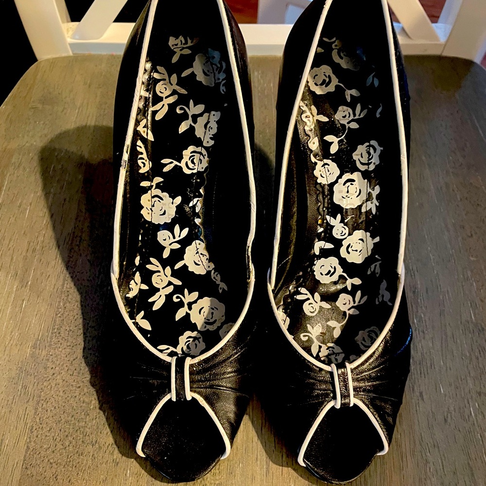 White House Black Market Heels